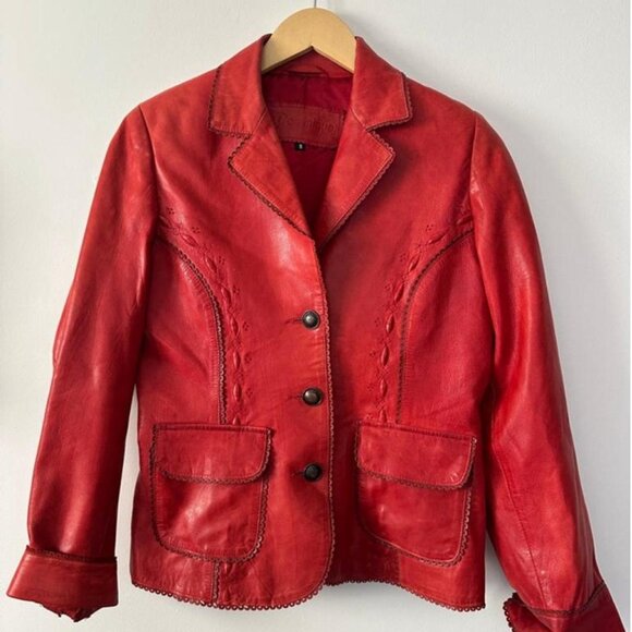 Genuine leather blazer by Dominique in a bold red hue - Picture 2 of 8